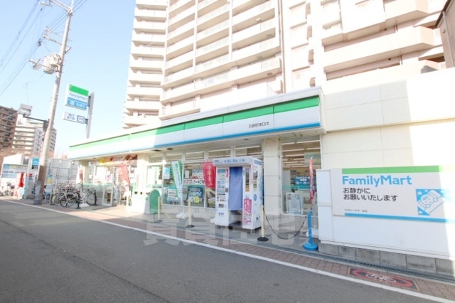 コンビニ　ファミリーマート　淀川加島（コンビニ）まで101m