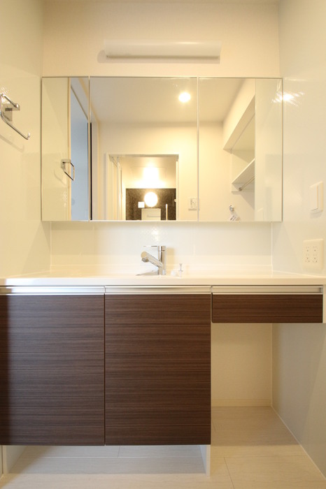 洗面設備　301 洗髪洗面化粧台