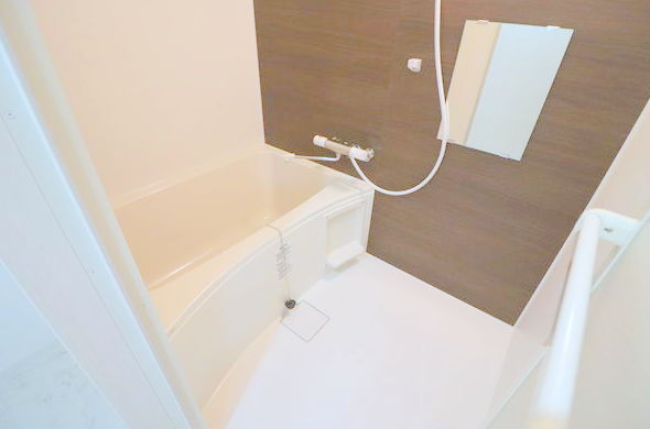 バス・シャワールーム　バスルームです☆