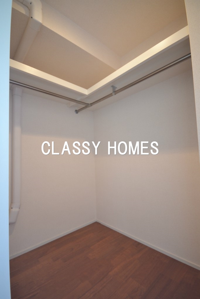 収納　2006年竣工　コンフォリア芝浦バウハウス：収納