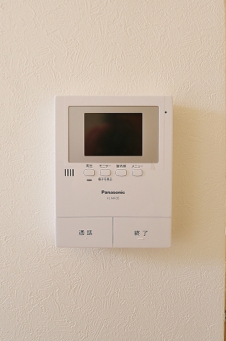 セキュリティ　女性の方も安心のモニターフォン