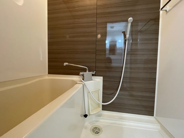 バス・シャワールーム　他部屋参考写真です。