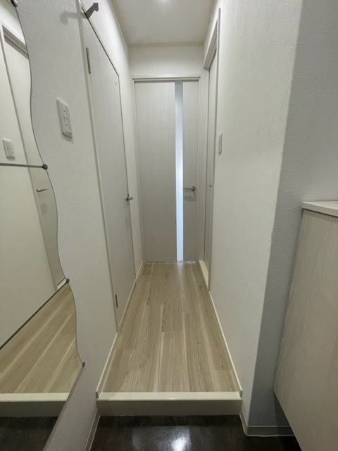 玄関　他部屋参考写真です。