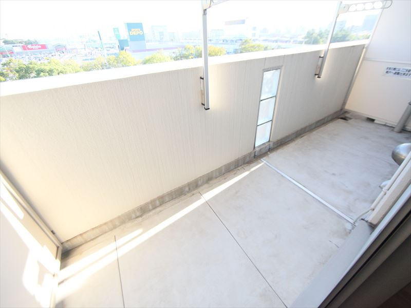 バルコニー　バルコニー