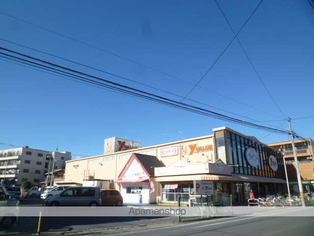 スーパー　Ｙバリュー美女木店（スーパー）まで376m