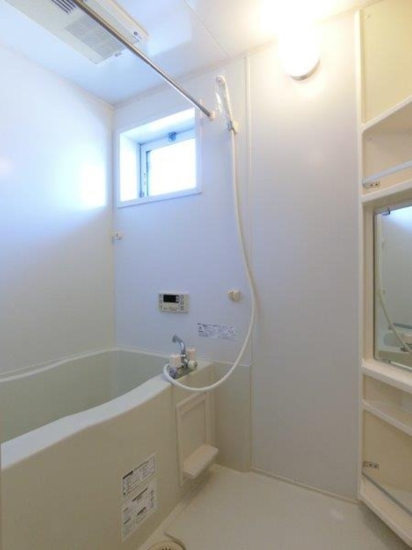 バス・シャワールーム　図面と現状に相違がある場合には現状を優先