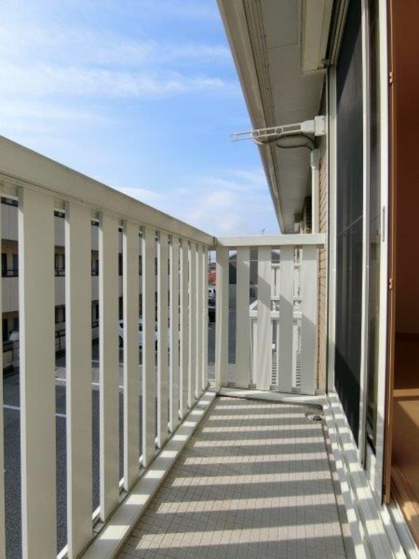 バルコニー　図面と現状に相違がある場合には現状を優先