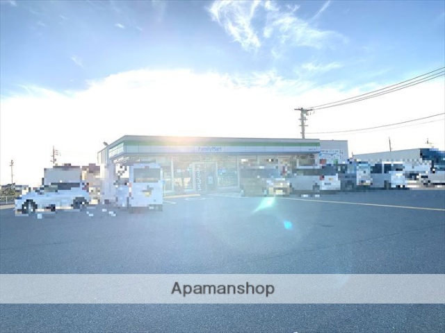 コンビニ　ファミリーマート境港夕日ヶ丘店（コンビニ）まで383m