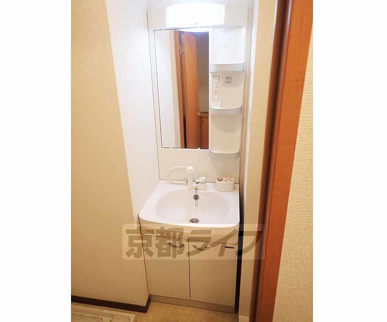 洗面設備　シャンプードレッサーです。