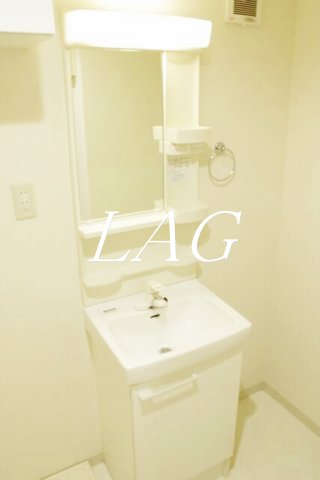 洗面設備　洗面台です。