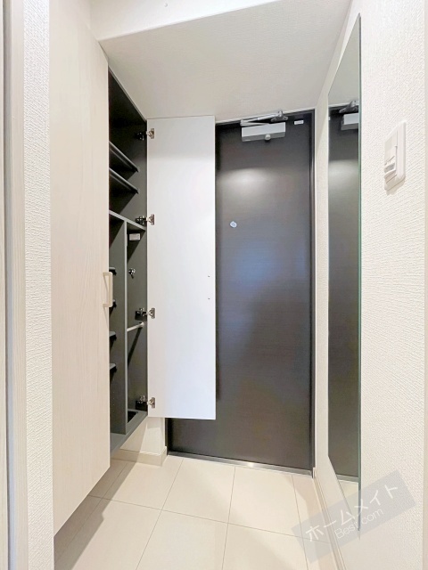 玄関　シューズボックス