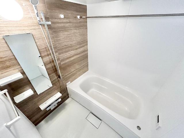 バス・シャワールーム　バス（イメージ）