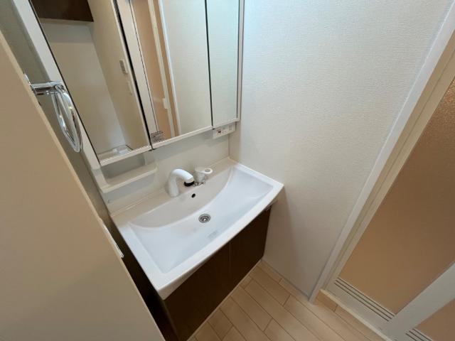 洗面設備　洗髪洗面化粧台（イメージ）