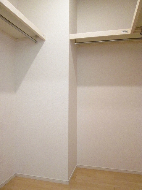 収納　ウォークインクローゼット