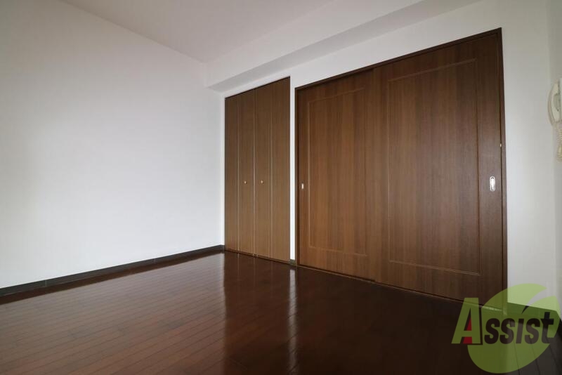 その他部屋・スペース　風通しの良い寝室です。