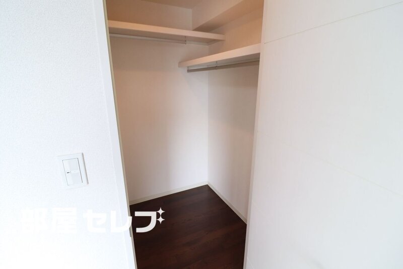 収納　８０５号室写真