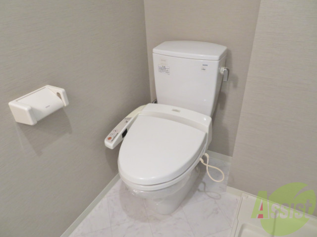 トイレ　こちらはトイレです。清潔感があり、安心して使用できます。