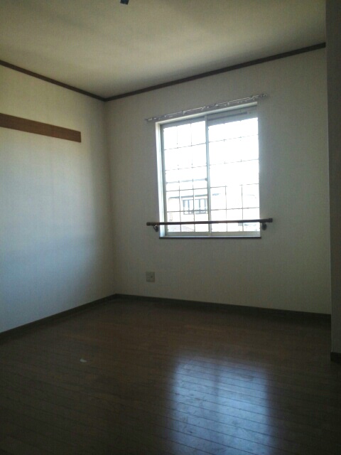 その他　横浜市立泉が丘中学校まで190m