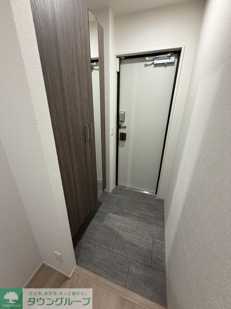 フラクタス東柏ケ谷の玄関写真