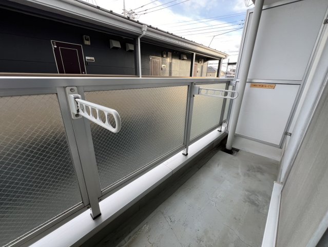 バルコニー　退去前につき、前回募集時のお写真です。