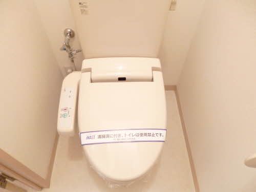 トイレ　保温洗浄機能付き♪