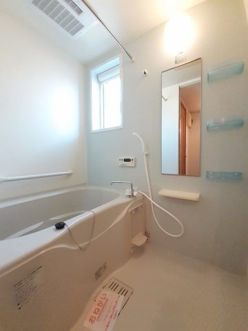 バス・シャワールーム　お風呂で日々の疲れを落としましょう