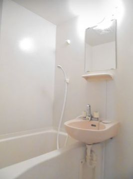 洗面設備　洗面所です