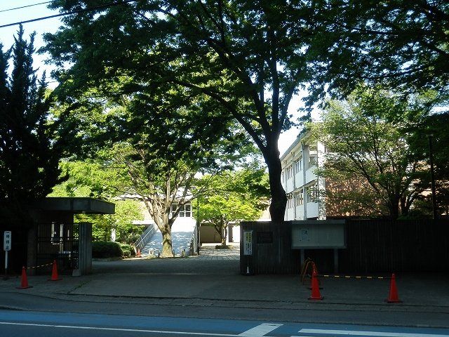 高校・高専　慶應義塾志木高等学校（高校・高専）まで552m