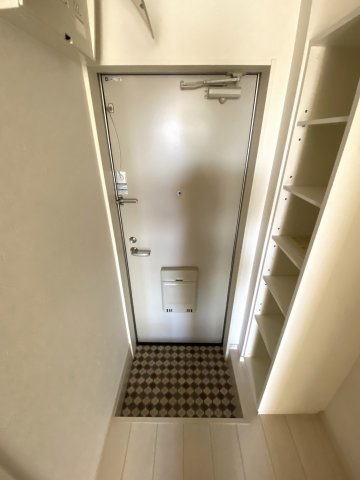 玄関　別部屋写真参考