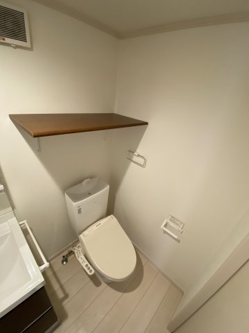 トイレ　別部屋写真参考