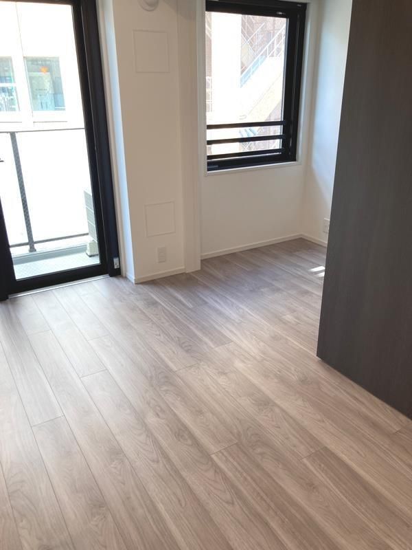 居室・リビング　内観1