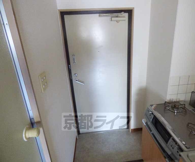 玄関　玄関です。