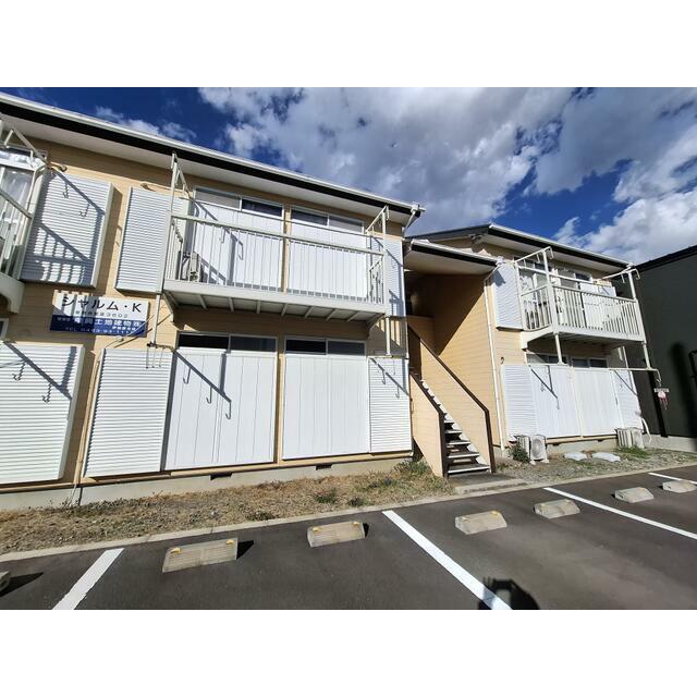 洗面設備　シャキッと一日を始める朝も素顔に戻る夜もこの洗面台から