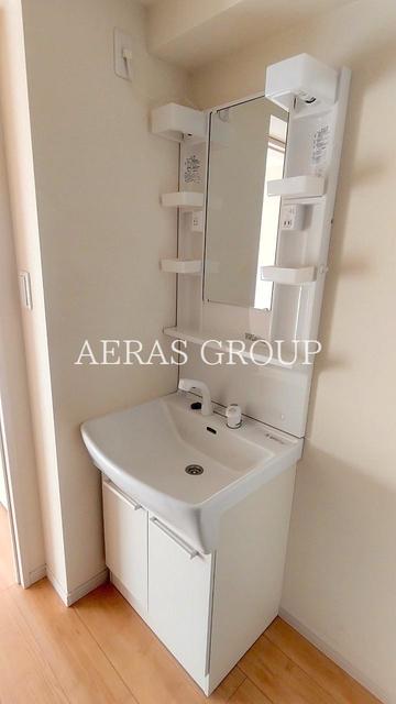 洗面設備　別部屋同タイプ