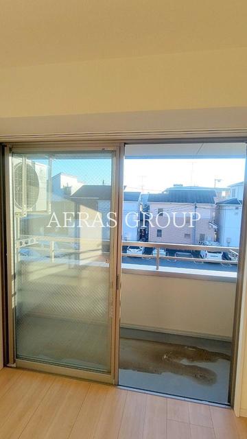 バルコニー　別部屋同タイプ