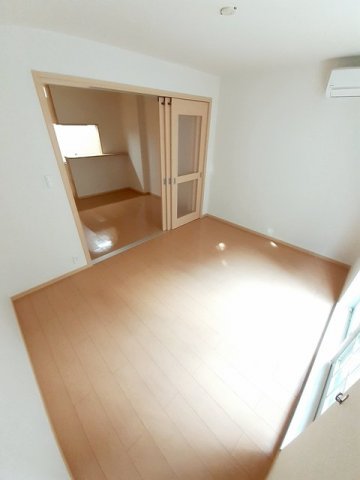 居室・リビング　ゆったりとした居間です