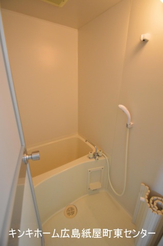 バス・シャワールーム　写真は別のお部屋です。写真は別のお部屋です。