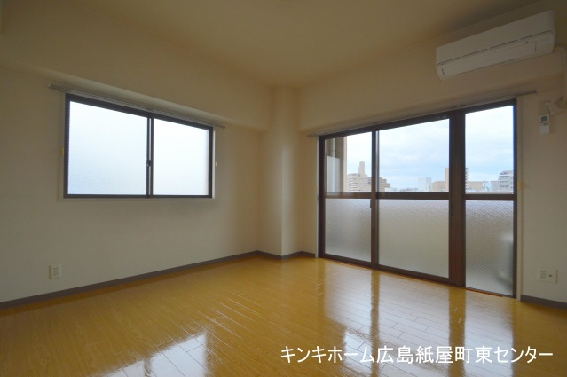 居室・リビング　写真は別のお部屋です。