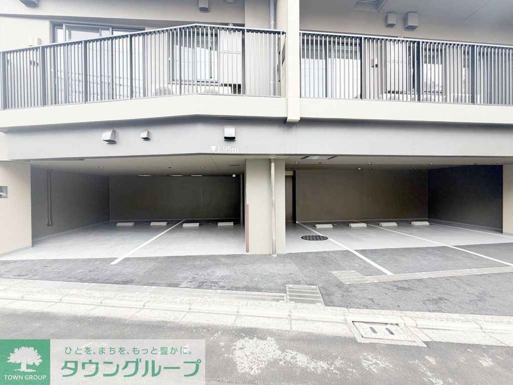 駐車場　★タウンハウジング東京日暮里店取り扱い★