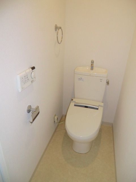 トイレ　きれいなトイレです