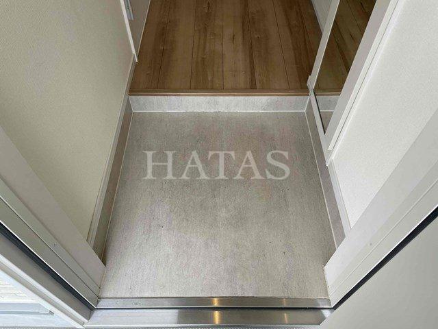 玄関　同物件別部屋です。