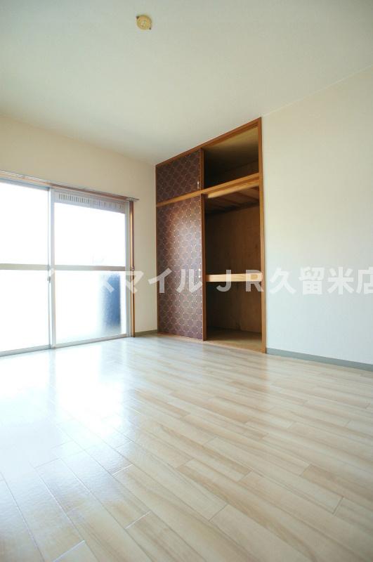 居室・リビング　スタンダードな洋室です