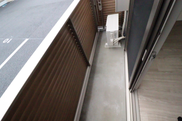 バルコニー　※別号室の写真になります。