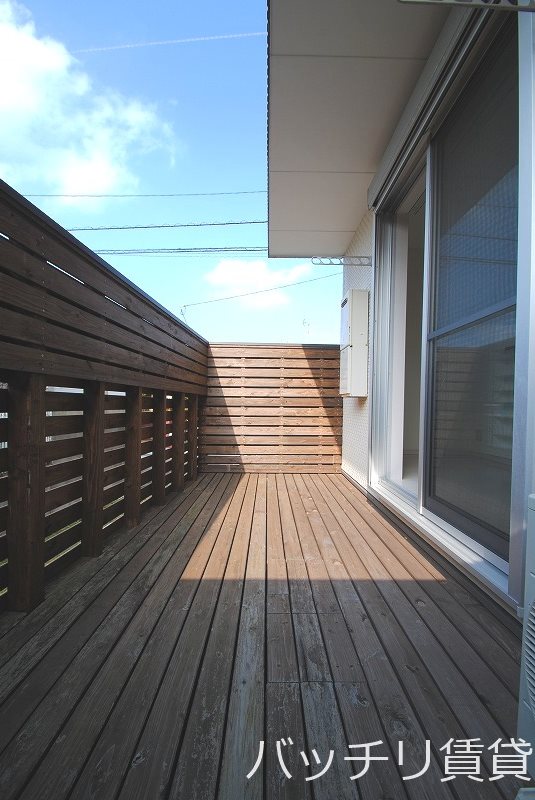 バルコニー　別号室の画像。現況を優先します。