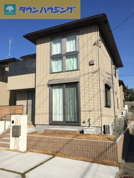 建物外観　エントランス