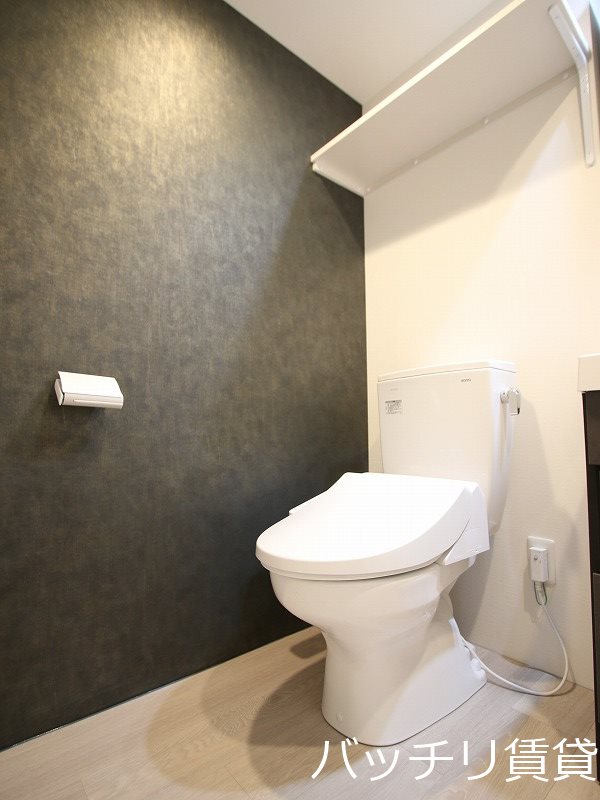 トイレ　同型イメージの為、現状を優先致します。