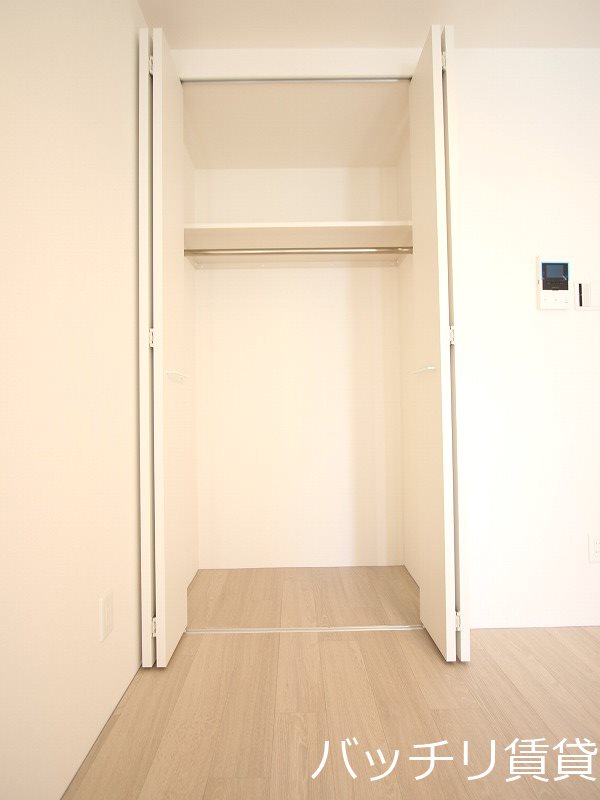 収納　同型イメージの為、現状を優先致します。