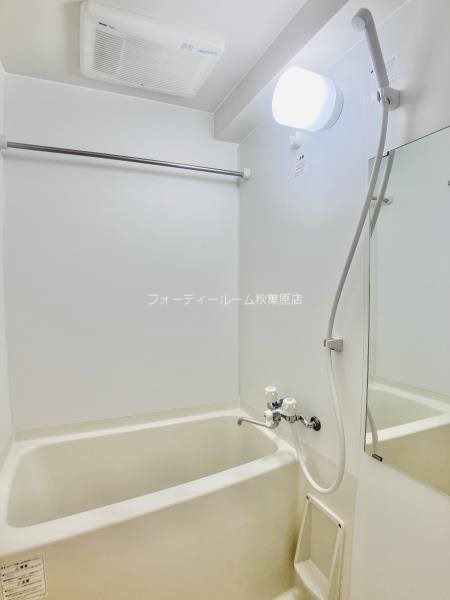 バス・シャワールーム　★《見学予約受付中》こちらのお部屋は仲介手数料半月でご紹介★