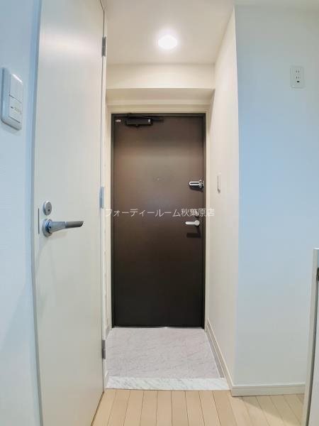 玄関　★《見学予約受付中》こちらのお部屋は仲介手数料半月でご紹介★