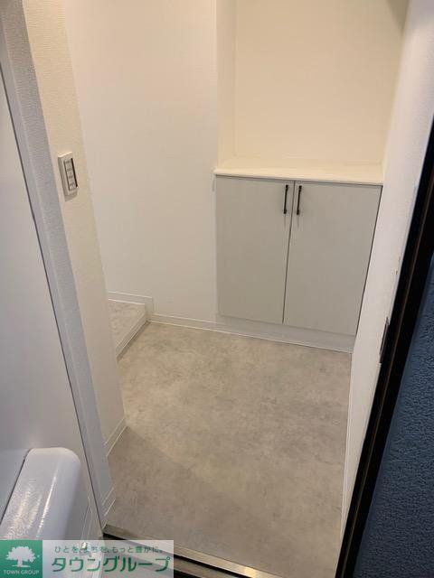 玄関　★お問い合わせはタウンハウジング府中店まで★